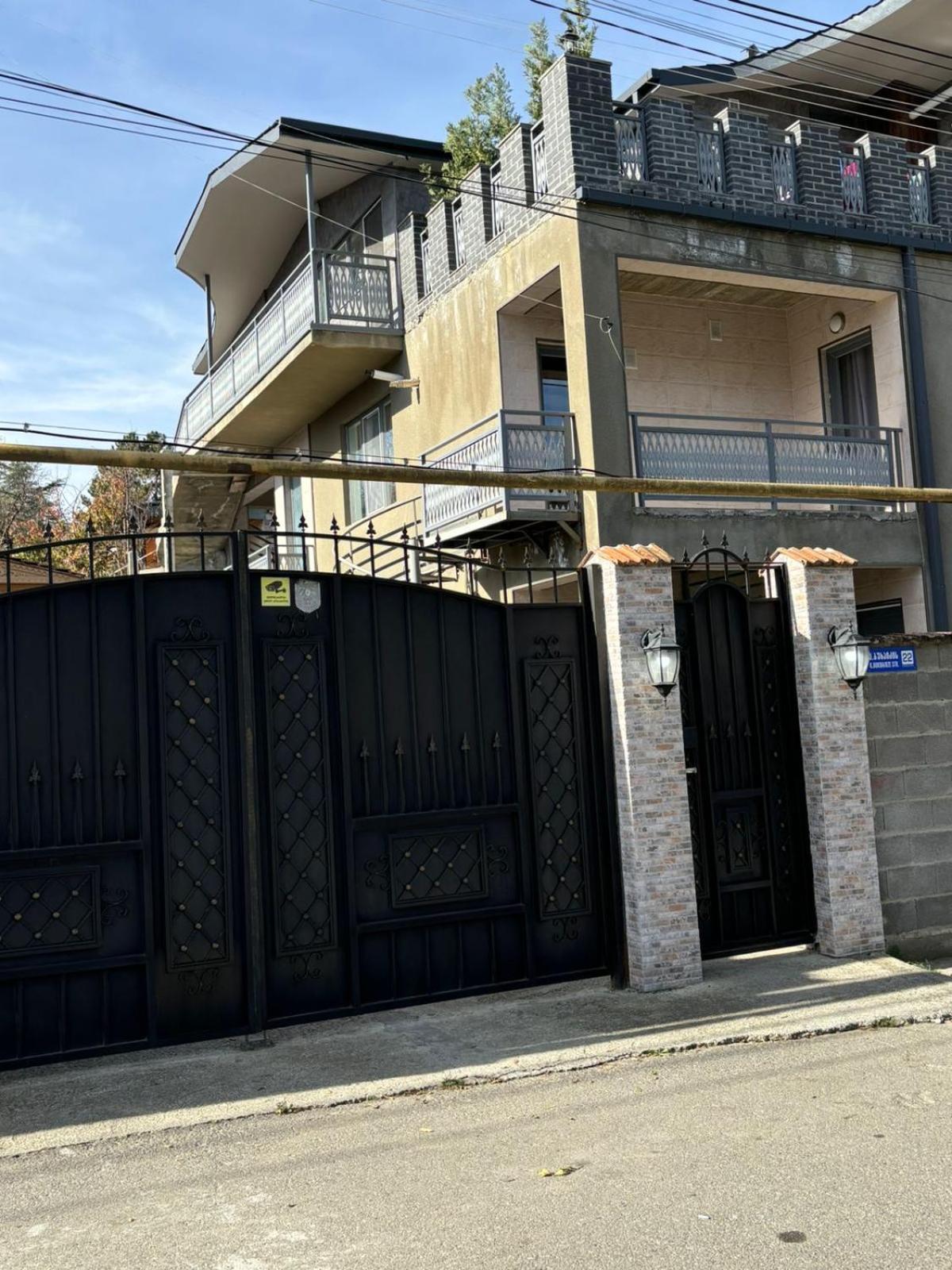 Verona Apartment Dushet'i Eksteriør billede